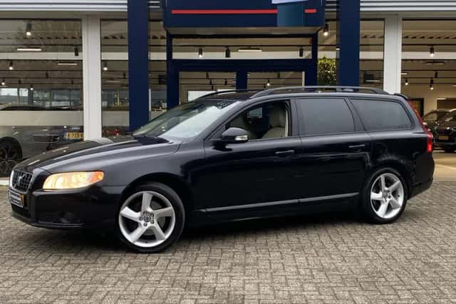 Volvo V70 (2008) thumbnail 2