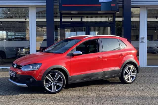 Volkswagen Polo (2011) thumbnail 2