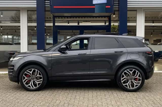 Land Rover Range Rover Evoque (2022) thumbnail 3
