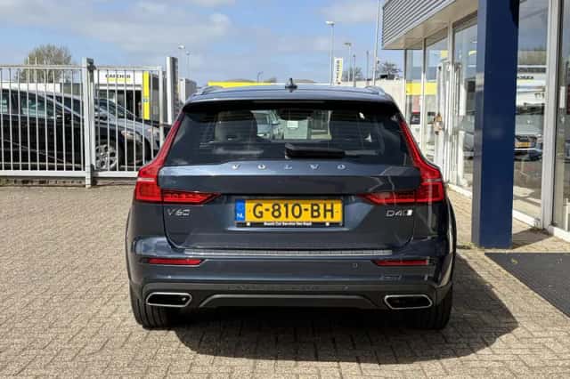 Volvo V60 (2019) thumbnail 6