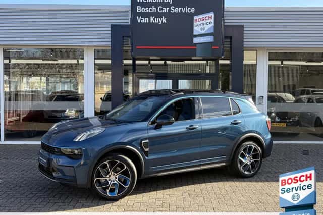 Lynk & Co 01 (2023) thumbnail 1