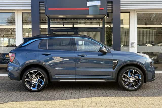 Lynk & Co 01 (2023) thumbnail 4