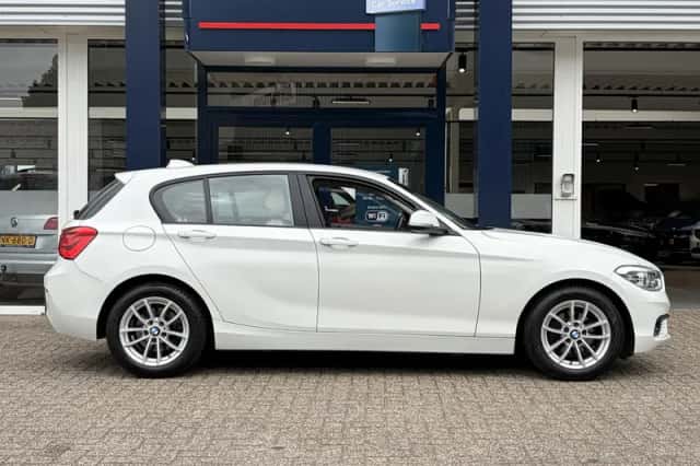 BMW 1-Serie (2018) thumbnail 3