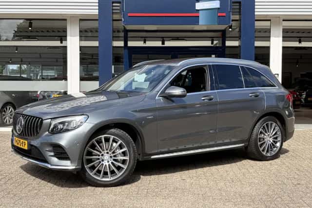 Mercedes-Benz GLC-Klasse (2015) thumbnail 2