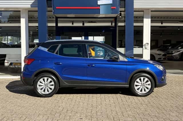 SEAT Arona (2019) thumbnail 4