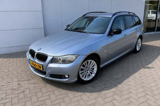 BMW 3-Serie (2009) thumbnail 1