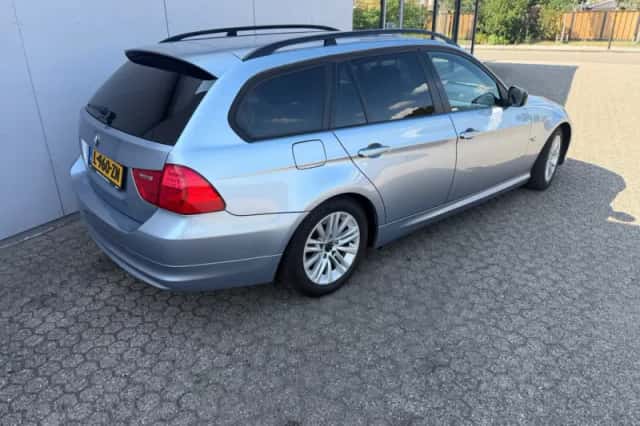 BMW 3-Serie (2009) thumbnail 5