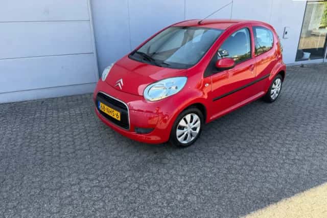 Citroën C1 (2010) thumbnail 1