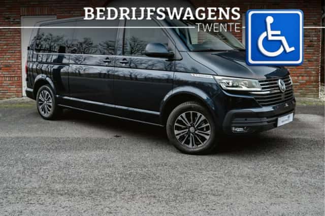 Volkswagen Caravelle (2023) thumbnail 3