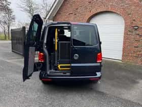 Volkswagen Caravelle (2023) thumbnail 22