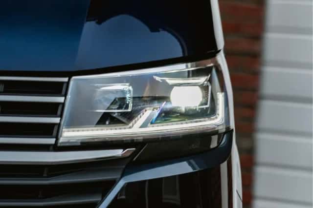 Volkswagen Caravelle (2023) thumbnail 6