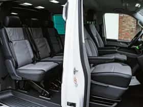Volkswagen Caravelle (2023) thumbnail 7