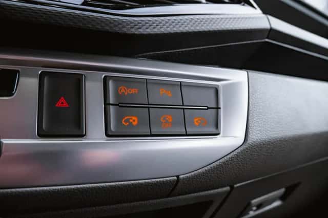 Volkswagen Transporter (2024) thumbnail 21