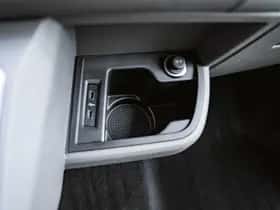 Volkswagen Transporter (2024) thumbnail 22