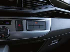 Volkswagen Transporter (2024) thumbnail 21