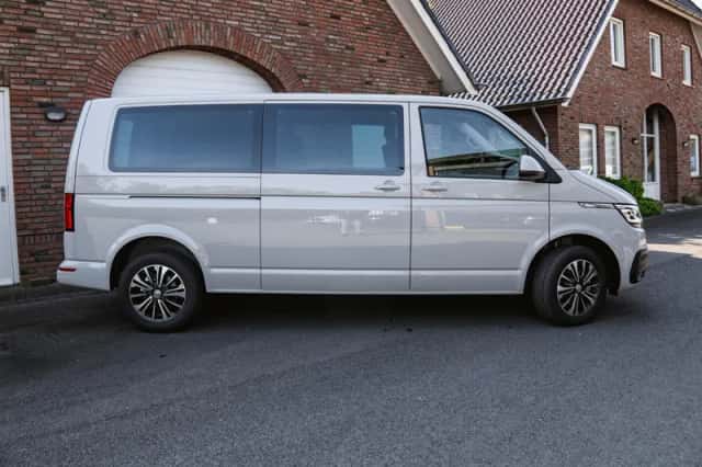 Volkswagen Transporter (2024) thumbnail 4