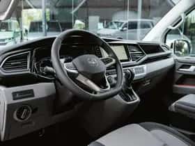 Volkswagen Caravelle (2023) thumbnail 29