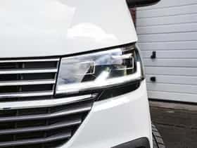 Volkswagen Caravelle (2023) thumbnail 6