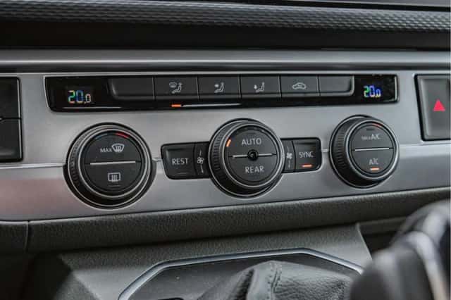 Volkswagen Transporter (2023) thumbnail 18