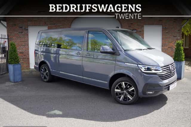 Volkswagen Transporter (2023) thumbnail 3