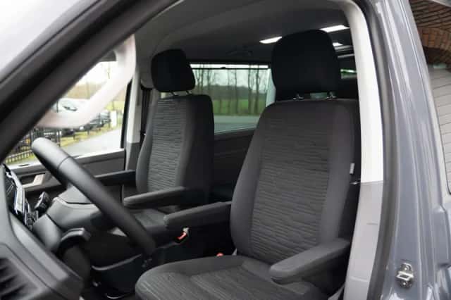 Volkswagen Transporter (2023) thumbnail 24