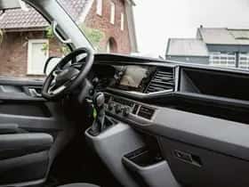 Volkswagen Transporter (2023) thumbnail 8