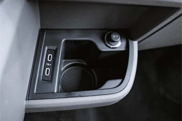 Volkswagen Transporter (2024) thumbnail 23