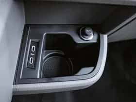 Volkswagen Transporter (2024) thumbnail 23