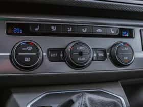 Volkswagen Caravelle (2023) thumbnail 21