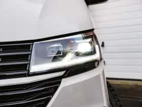 Volkswagen Caravelle (2023) thumbnail 6