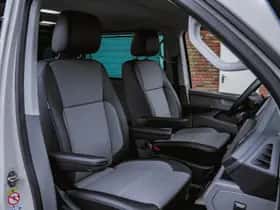 Volkswagen Caravelle (2023) thumbnail 9