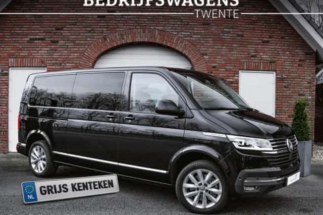Volkswagen Caravelle (2023) thumbnail 3