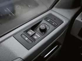 Volkswagen Caravelle (2023) thumbnail 27