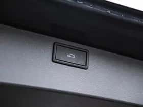 Volkswagen Caravelle (2023) thumbnail 37