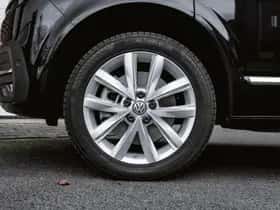 Volkswagen Caravelle (2023) thumbnail 38