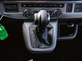 Volkswagen Caravelle (2023) thumbnail 25