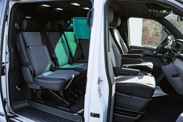 Volkswagen Caravelle (2023) thumbnail 6