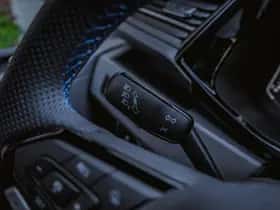 Volkswagen Caravelle (2023) thumbnail 18