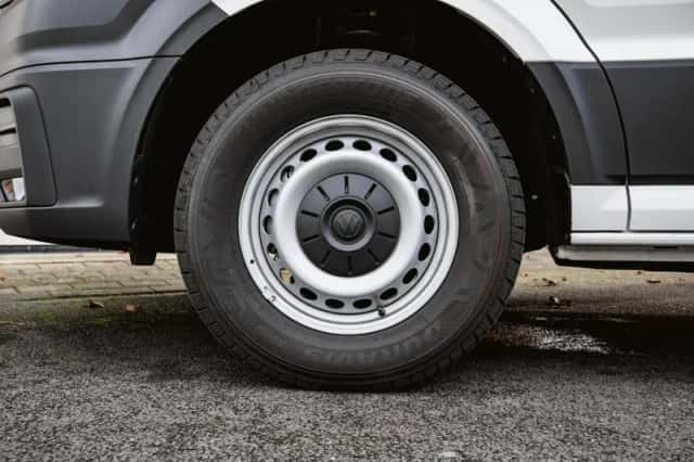 Volkswagen Crafter (2024) thumbnail 2