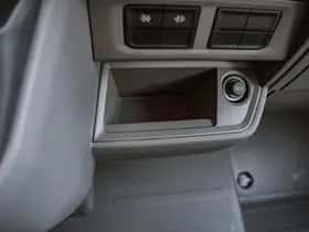 Volkswagen Crafter (2024) thumbnail 18