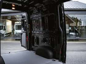 Volkswagen Crafter (2024) thumbnail 31