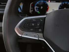 Volkswagen Caravelle (2023) thumbnail 12
