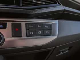Volkswagen Caravelle (2023) thumbnail 22