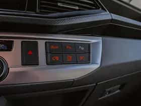 Volkswagen Caravelle (2023) thumbnail 23