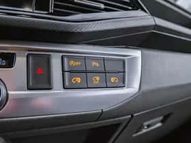 Volkswagen Transporter (2024) thumbnail 24