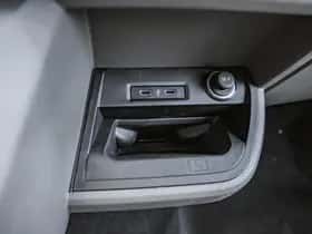 Volkswagen Transporter (2024) thumbnail 25