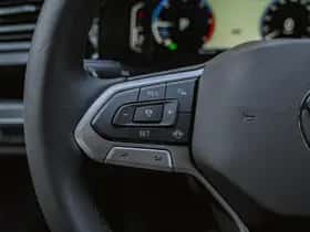 Volkswagen Transporter (2024) thumbnail 14