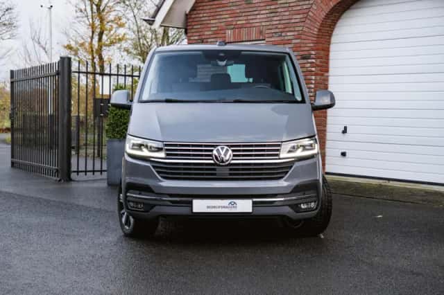 Volkswagen Transporter (2024) thumbnail 5