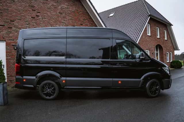 Volkswagen Crafter (2024) thumbnail 4