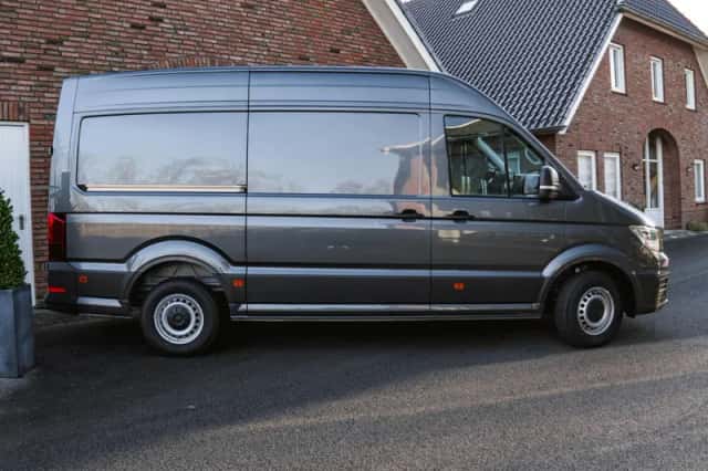 Volkswagen Crafter (2024) thumbnail 4